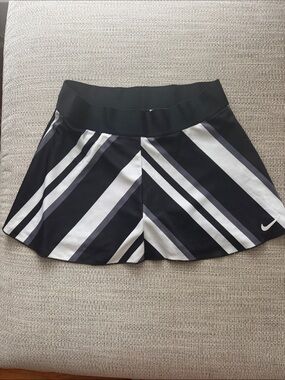 Nike Black, White & Gray Diagonal Stripe Athletic Skort